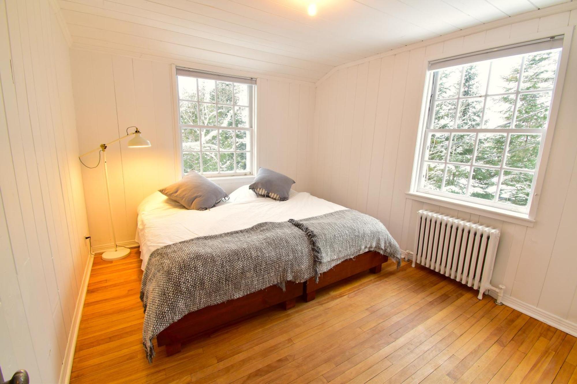 Le Partage Lodge: Destination Plein Air Et Sociale Val-Morin Exteriör bild